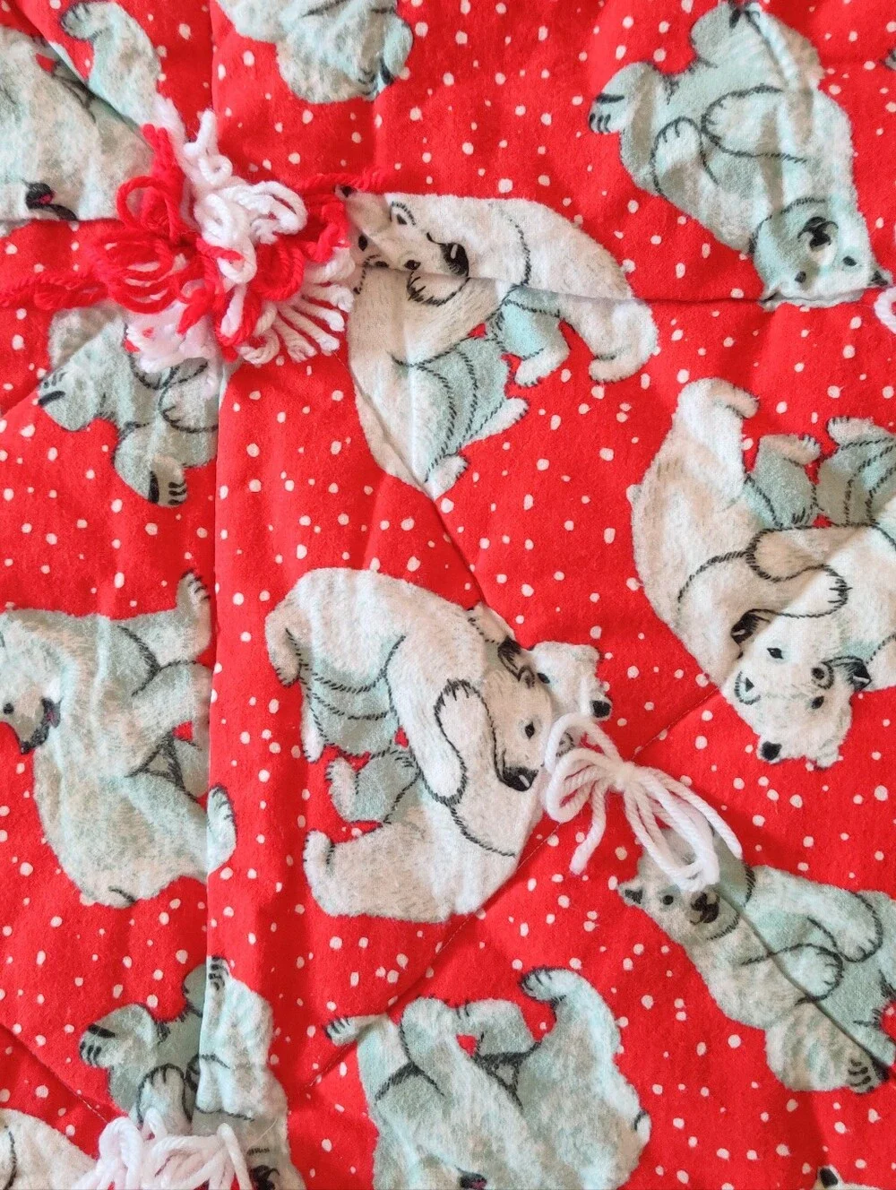 Vintage Handmade Red Polar Bear Baby Blanket Red Quilt Christmas Holiday Lace